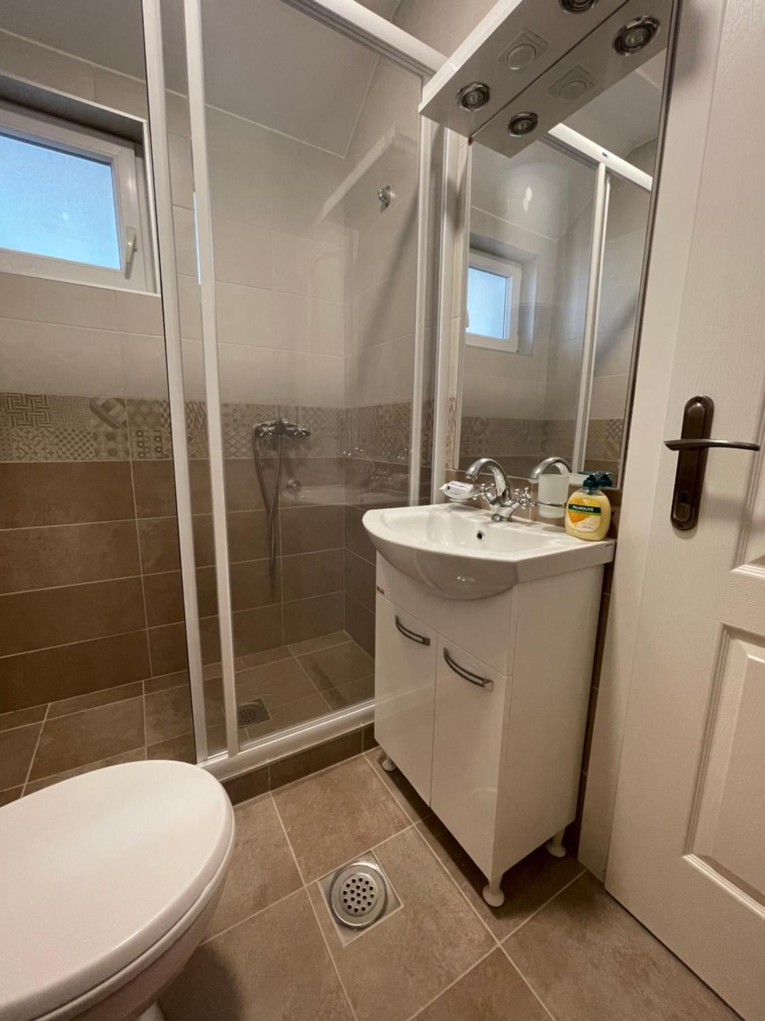 Luna Apartments Budva Room photo
